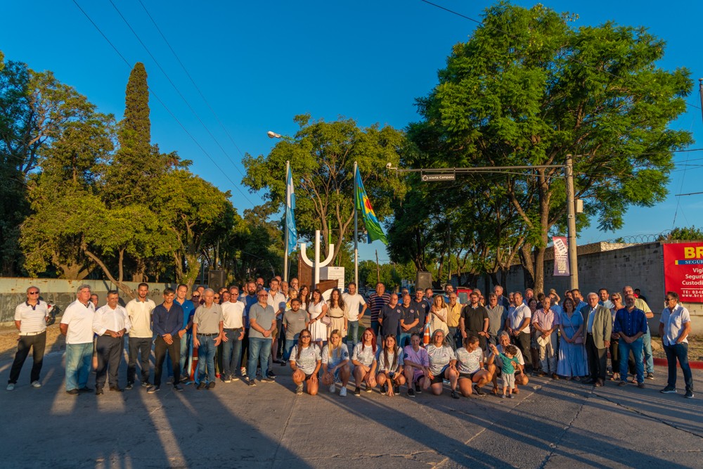 LA UIC INAUGURÓ SU MONOLITO