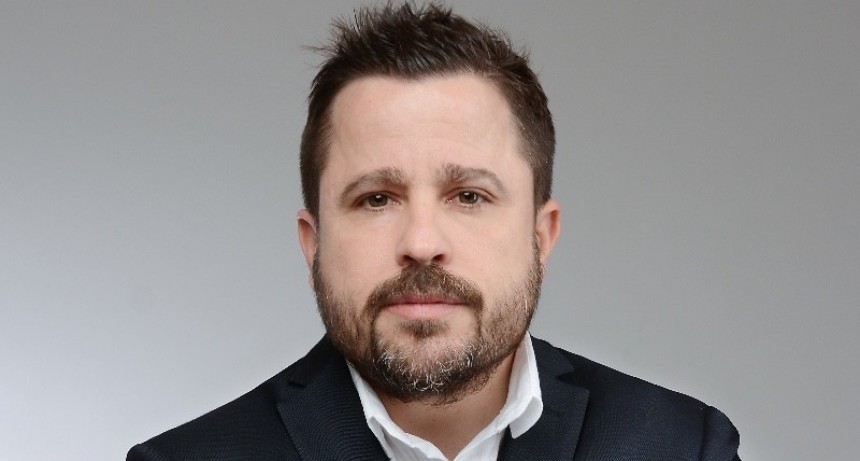 MARTÍN TETAZ EN CAMPANA