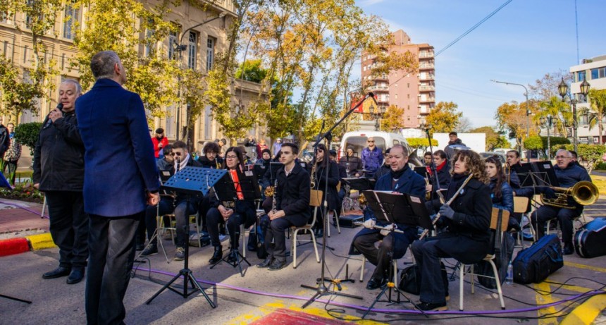 LOS 80 AÑOS DE LA BANDA