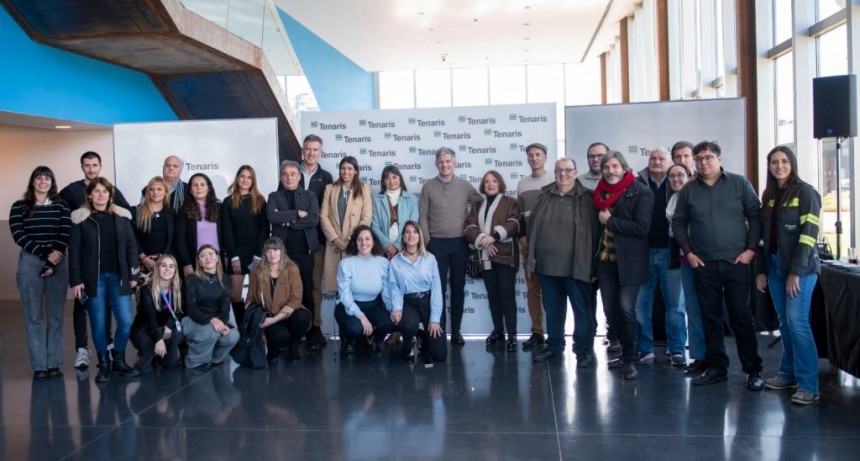 AGASAJO A LOS PERIODISTAS