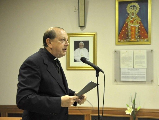 ORACIÓN POR LA SALUD DEL PADRE NÉSTOR VILLA